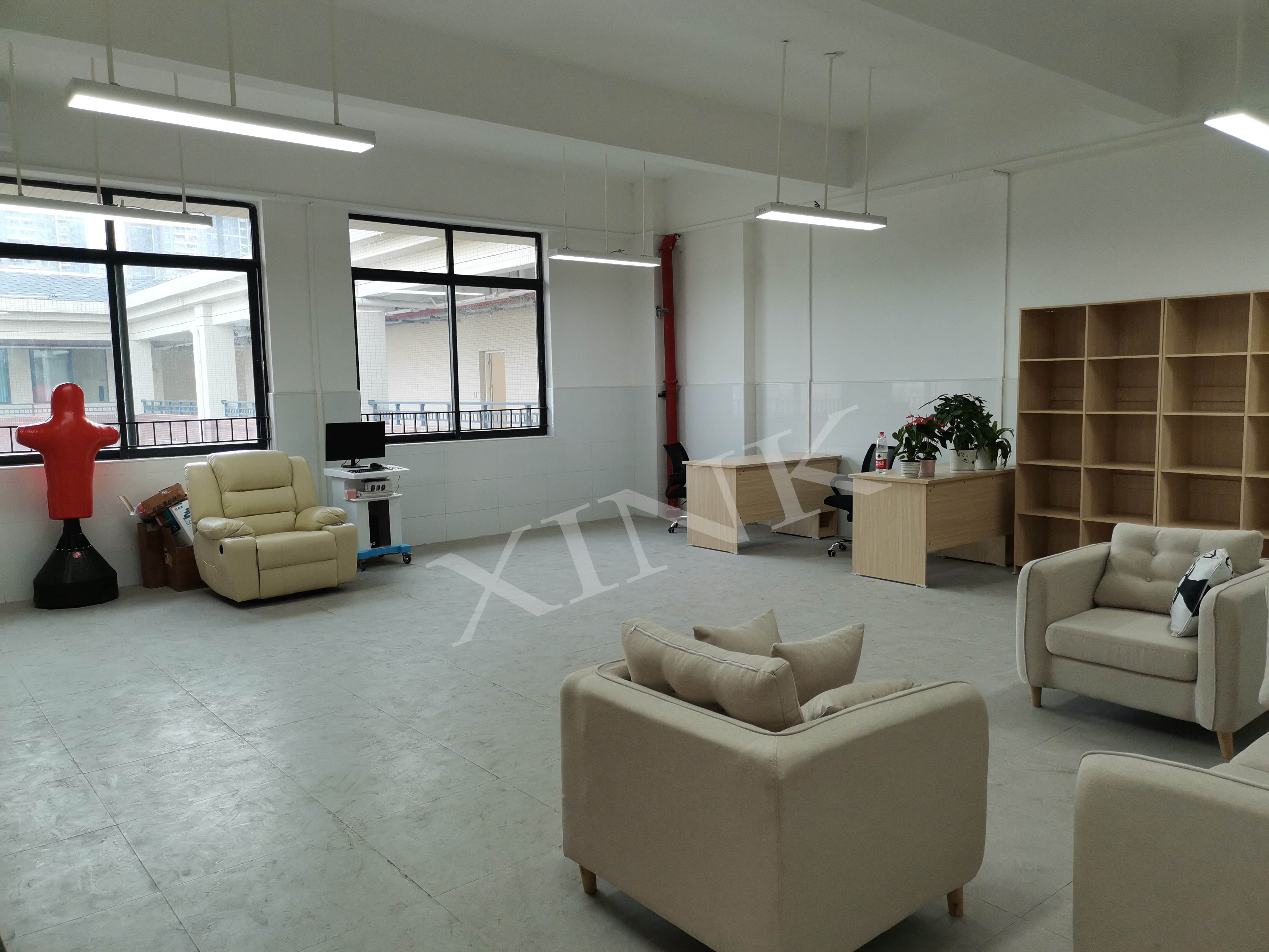<a href='http://www.rxzsw.cn' target='1' style='font-size:14px; font-weight:bold; color:#0080ff;'>心理咨詢(xún)室</a>