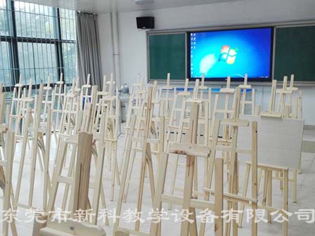 <a href='http://www.rxzsw.cn/chanpin/56-1.html' target='1' style='font-size:18px; font-weight:bold; color:#000000;'>美術(shù)功能室</a>