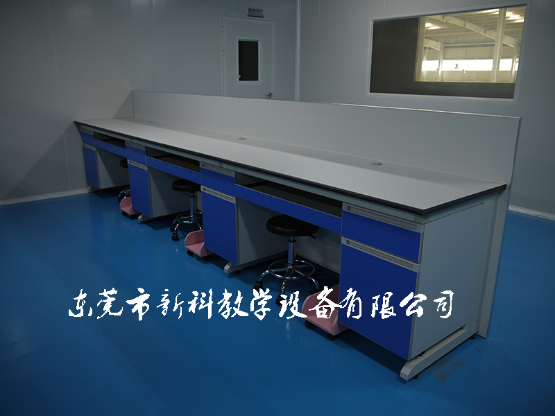 <a href='http://www.rxzsw.cn/products/64-1.html' target='1' style='font-size:18px; font-weight:bold; color:#000000;'>實驗室邊臺</a>案例